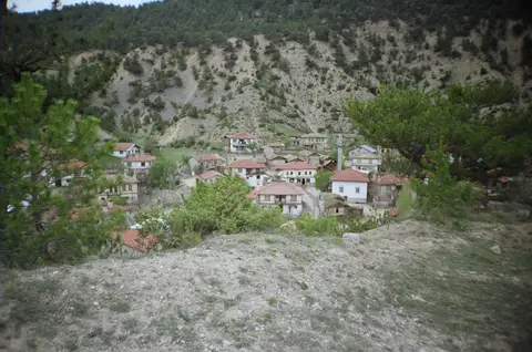 Bölücekova köyünden bir görünüm (Göynük, Bolu)