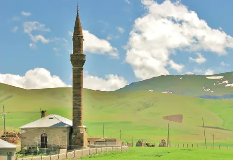 Oğlaklı köyünden bir köy camisi (Ağrı Merkez, Ağrı)