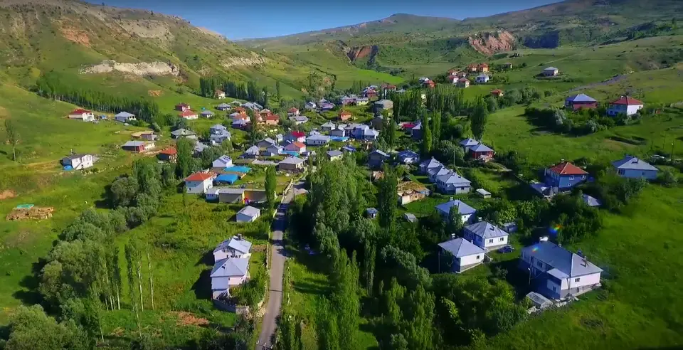 Beyyurdu köyünden bir görünüm (Şarkışla, Sivas)