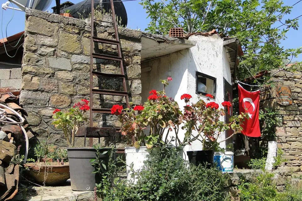 Kaleköy köyünden bir görünüm (Gökçeada, Çanakkale)