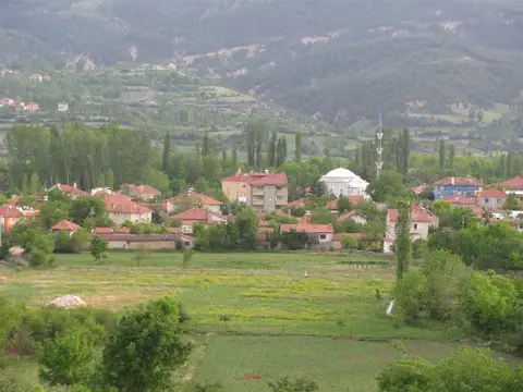 Kayaköy köyünden bir görünüm (Gediz, Kütahya)