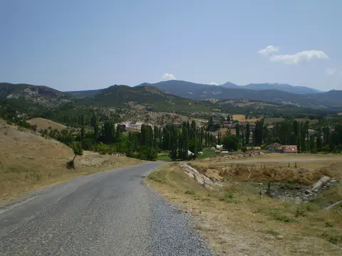 Sarıçam köyünden bir görünüm (Simav, Kütahya)