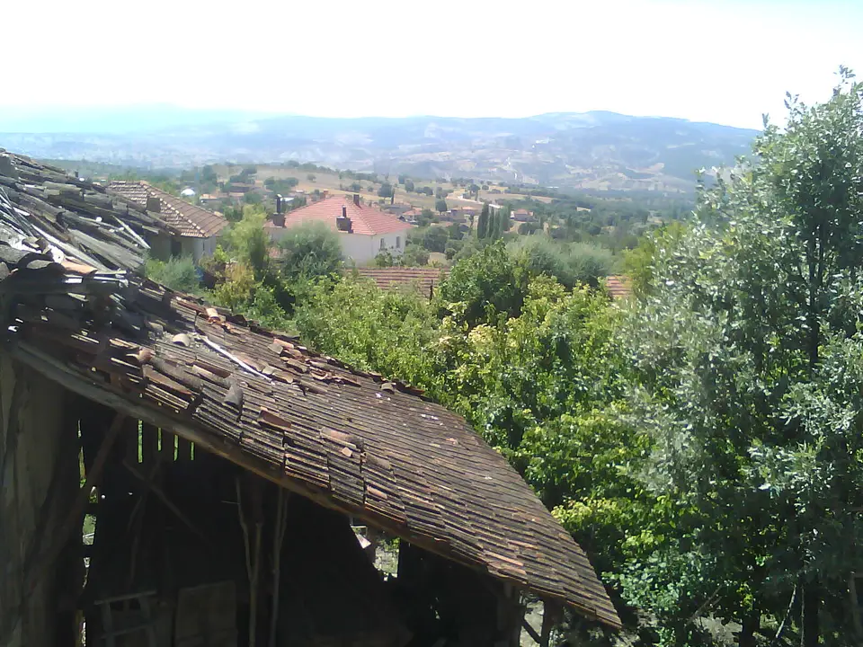 Çeltikçi köyünden bir görünüm (Gediz, Kütahya)