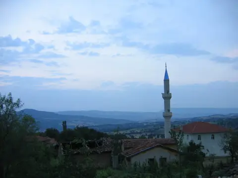 Çengeller köyünden bir görünüm (Gölpazarı, Bilecik)