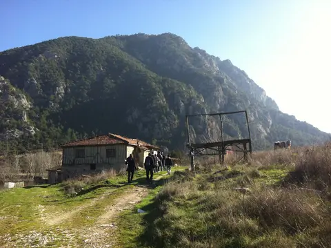 Küçükyenice köyünden bir görünüm (Gölpazarı, Bilecik)
