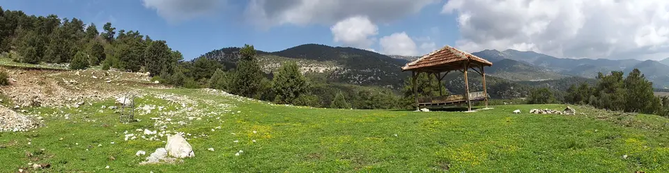 Yüreğil köyünden bir görünüm (Bucak, Burdur)