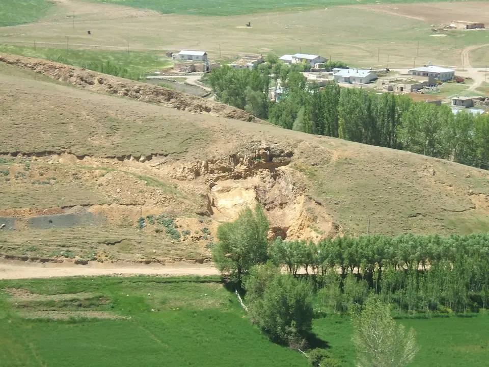 Avşarören köyünden bir görünüm (Kangal, Sivas)