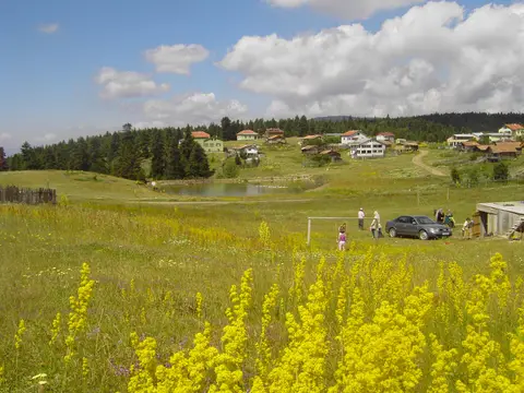 Afşartarakçı köyünden bir görünüm (Gerede, Bolu)