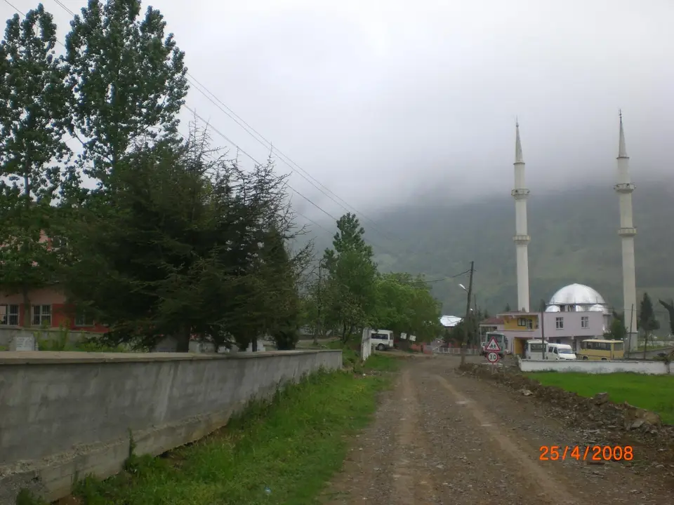 Başkonak köyünden bir görünüm (Emirdağ, Afyonkarahisar)