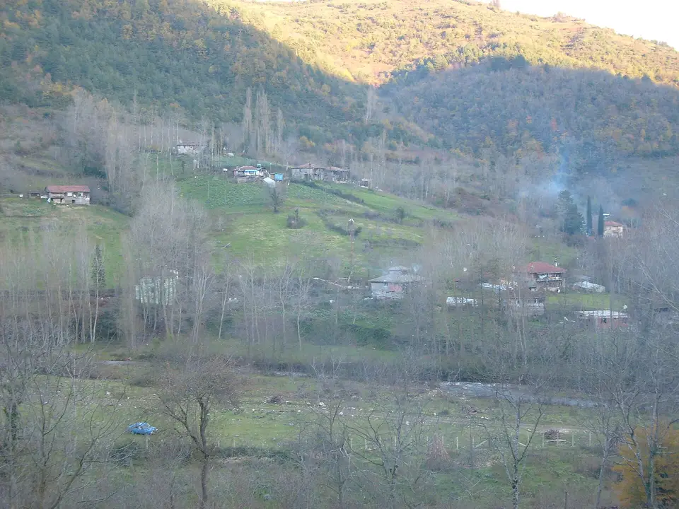 Aydoğmuş köyünden bir görünüm (Kurucaşile, Bartın)