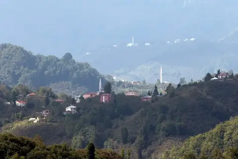 Tikence Köyü doğu bölümünden kısmi bir görünüm