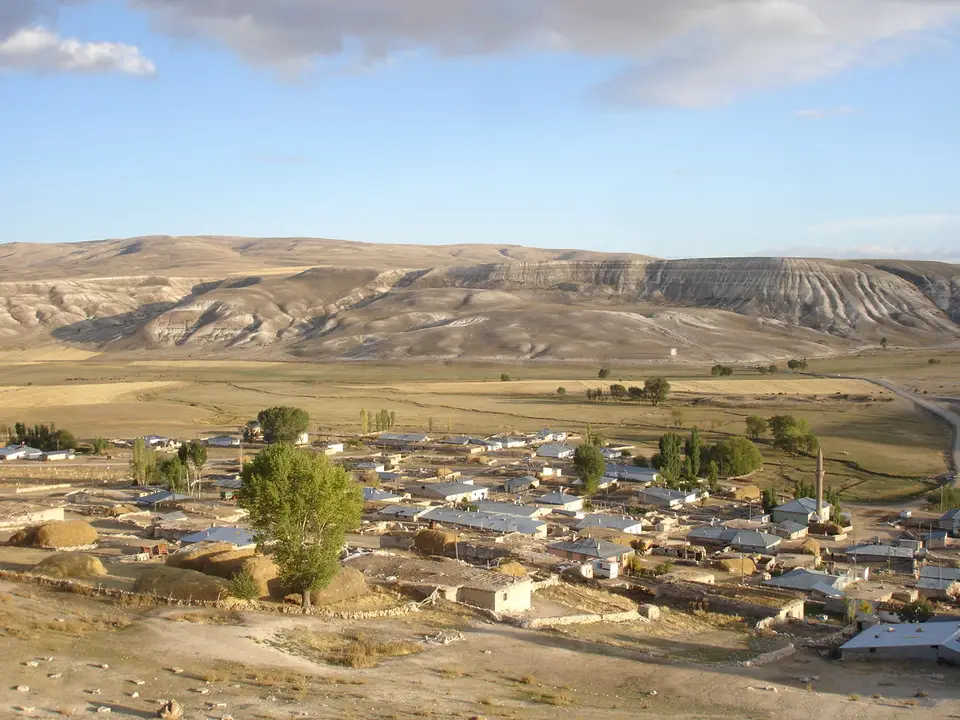 Çamurlu köyünden bir görünüm (Kangal, Sivas)
