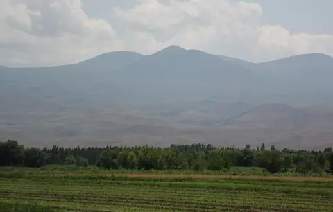 Yukarıçarıkçı köyünden bir görünüm (Iğdır Merkez, Iğdır)