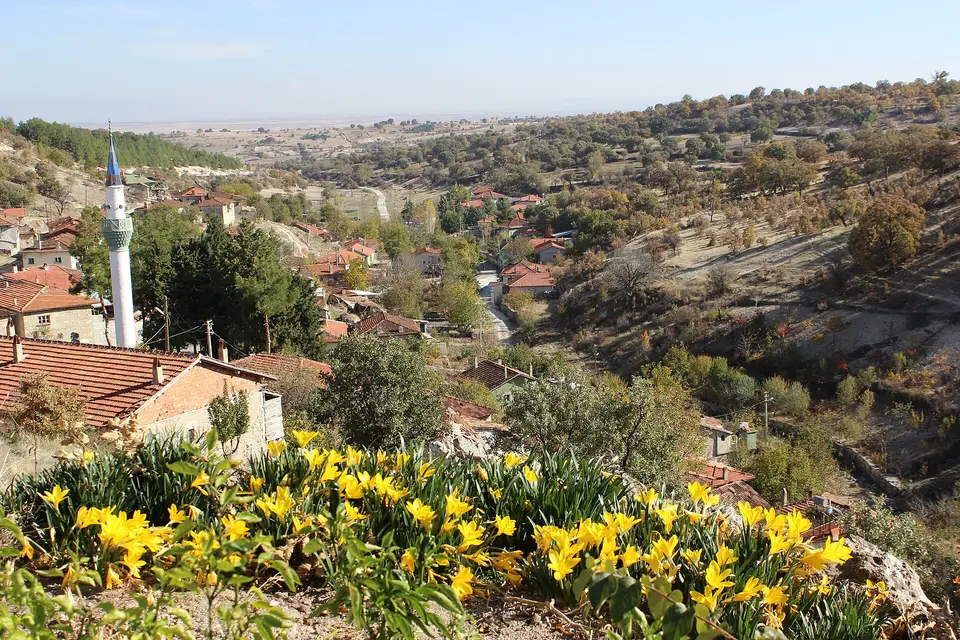 Uşak merkeze bağlı Yeşildere Köyü