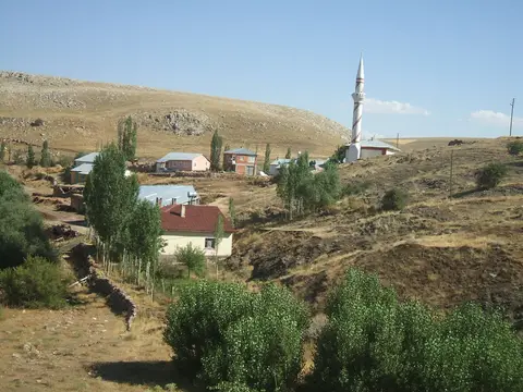Yeşildere köyünden bir görünüm (Kangal, Sivas)