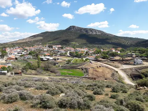 Tavaklı köyünden bir görünüm (Ezine, Çanakkale)