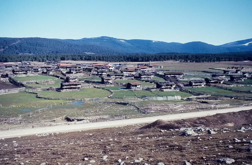 Kuzgölcük köyünden bir görünüm (Seben, Bolu)