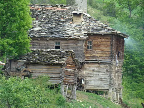 Karacakaya köyünden bir görünüm (Çatalzeytin, Kastamonu)