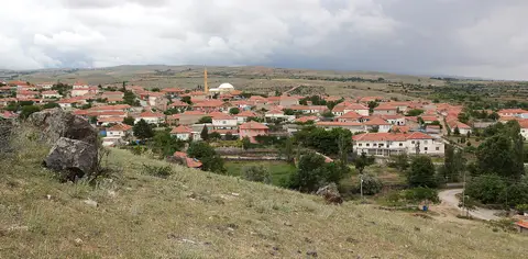 Karaburna köyünden bir görünüm (Hacıbektaş, Nevşehir)
