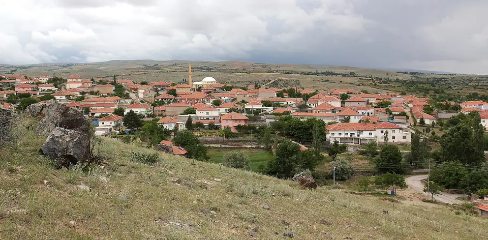 Karaburna köyünden bir görünüm (Hacıbektaş, Nevşehir)