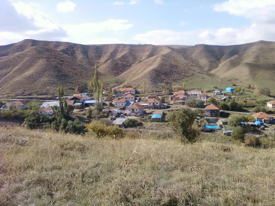 Fakılı köyünden bir görünüm (Şarkışla, Sivas)