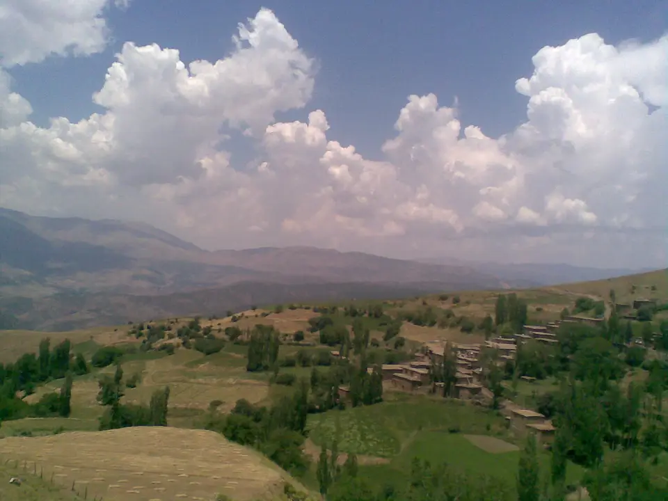 Akdik köyünden bir görünüm (Hizan, Bitlis)