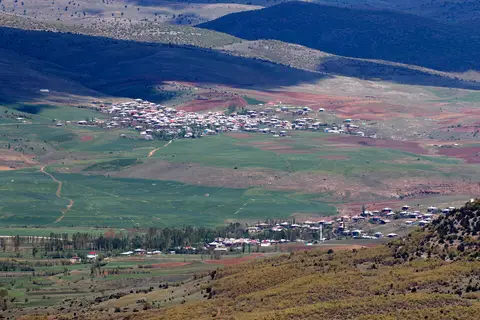 Kayarcık mahallesinden bir görünüm (Tufanbeyli, Adana)