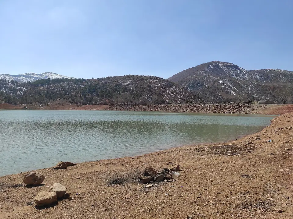 Ankara ilinden bir köy manzarası: Güvenç mahallesinden bir görünüm (Kahramankazan, Ankara)