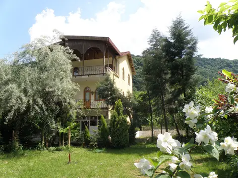 Yanık mahallesinden bir görünüm (Sapanca, Sakarya)