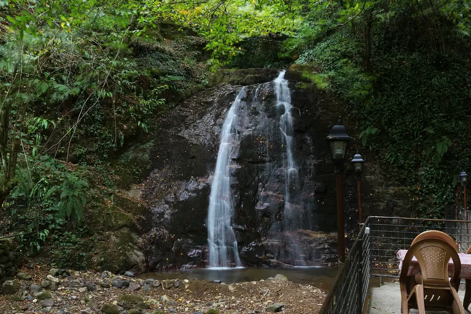 Nüzhetiye mahallesinden bir görünüm (Gölcük, Kocaeli)