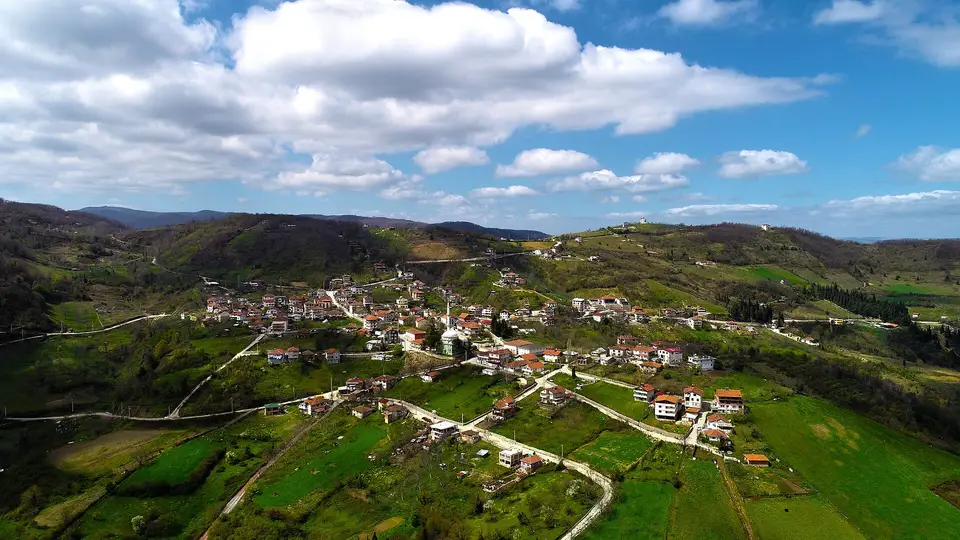 Gölcük Hamidiye köyü drone görüntüsü