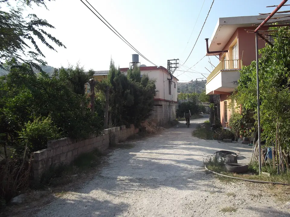Aknehir mahallesinden bir görünüm (Defne, Hatay)