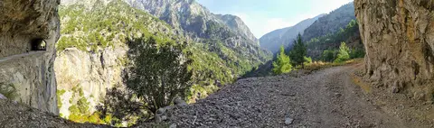 Belemedik mahallesinden bir vadi (Pozantı, Adana)