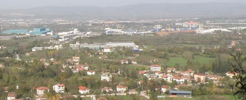 Suadiye mahallesinden bir görünüm (Kartepe, Kocaeli)