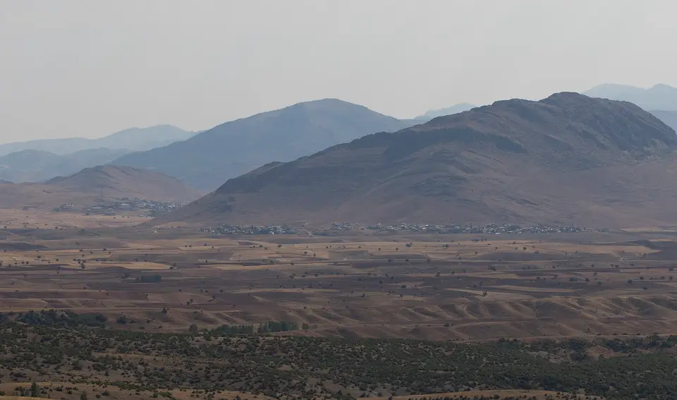 Pınarlar mahallesinden bir görünüm (Tufanbeyli, Adana)