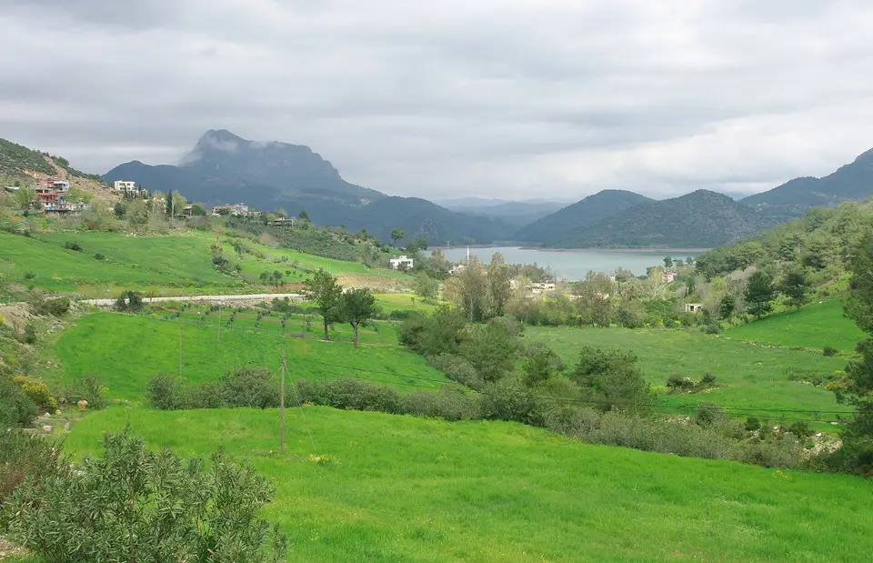Durmuşlu mahallesinden bir görünüm (Kozan, Adana)